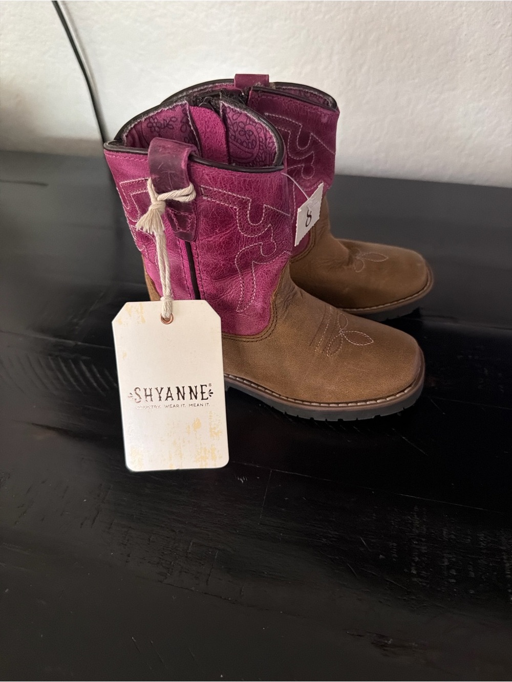 Brand new!! Not worn!! Boot Barn Toddler girl Boots! Size 8